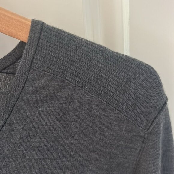 JOHN VARVATOS S 100% wool light weight v neck sweater - Picture 8 of 11